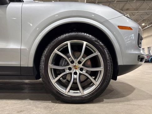 Used 2020 Porsche Cayenne image 21