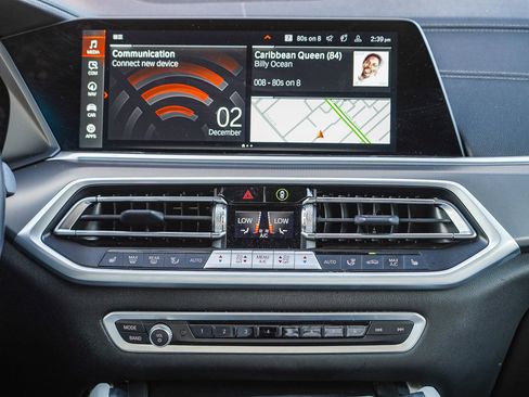 Used 2023 BMW X6 xDrive40i w/ M Sport Package image 51