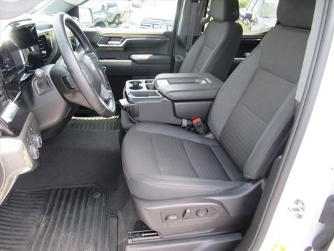 Certified 2024 Chevrolet Silverado 1500 LT image 17