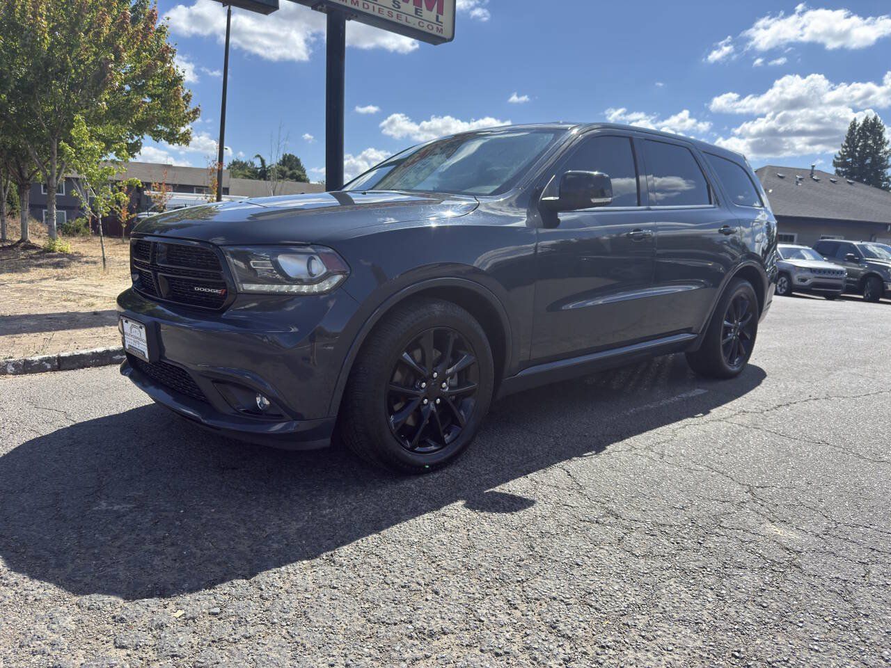 Used 2017 Dodge Durango R/T w/ Trailer Tow Group IV AWD/4WD image 1