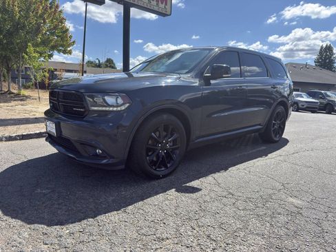 Used 2017 Dodge Durango R/T w/ Trailer Tow Group IV AWD/4WD image 1
