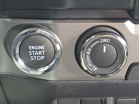 Used 2023 Toyota Tacoma Limited image 22