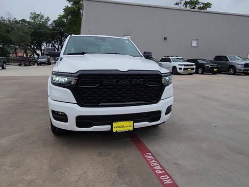 Used 2026 RAM 1500 Lone Star AWD/4WD image 3