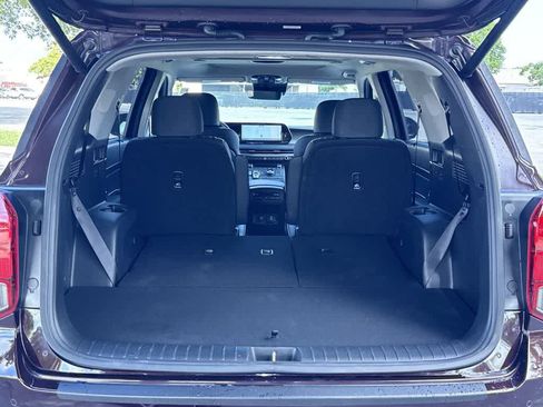 Used 2023 Hyundai Palisade Limited FWD image 25