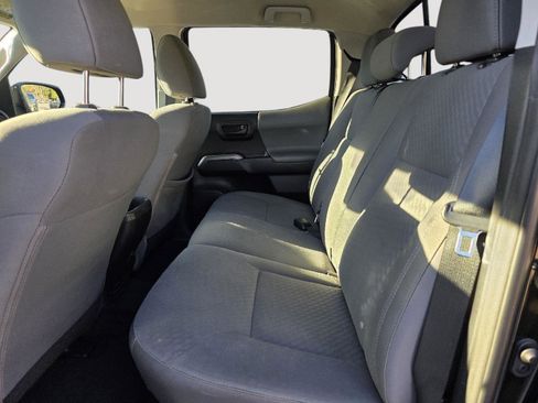 Used 2020 Toyota Tacoma SR5 image 12