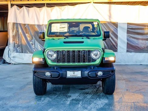 New 2026 Jeep Gladiator Sport image 3