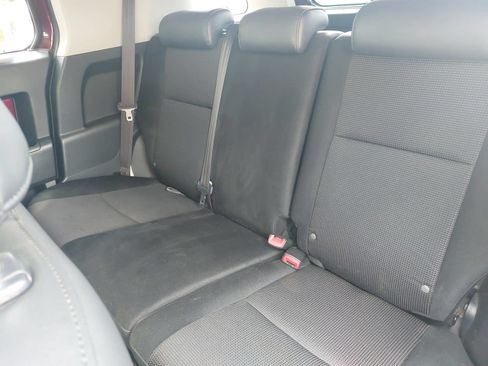 Used 2007 Toyota FJ Cruiser 4WD w/ Upgrade Pkg 1 image 13