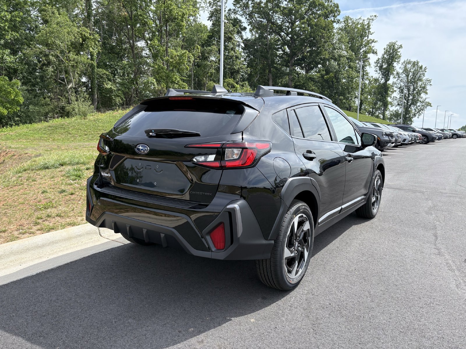 New 2026 Subaru Crosstrek 2.5i Limited w/ Popular Package #3A AWD/4WD image 9