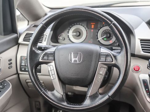 Used 2016 Honda Odyssey Touring image 17