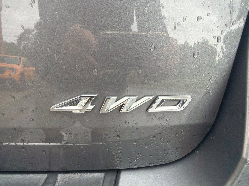 Used 2023 Ford Explorer Limited AWD/4WD image 15