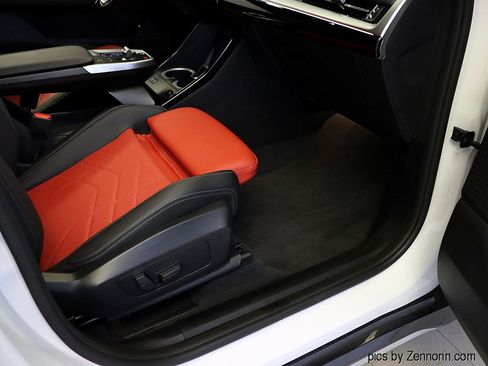 Certified 2025 BMW X1 xDrive28i w/ Premium Package image 36