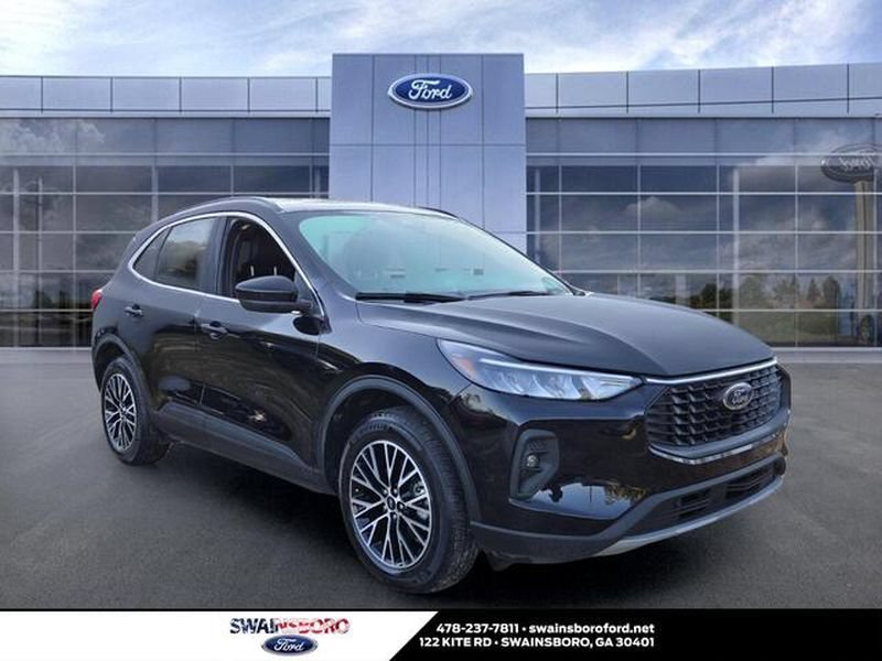 Used 2025 Ford Escape SE FWD image 1