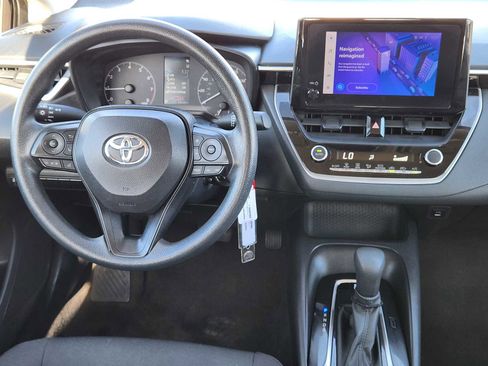 Used 2023 Toyota Corolla LE image 26