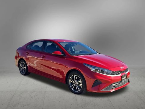 Certified 2024 Kia Forte LXS image 8