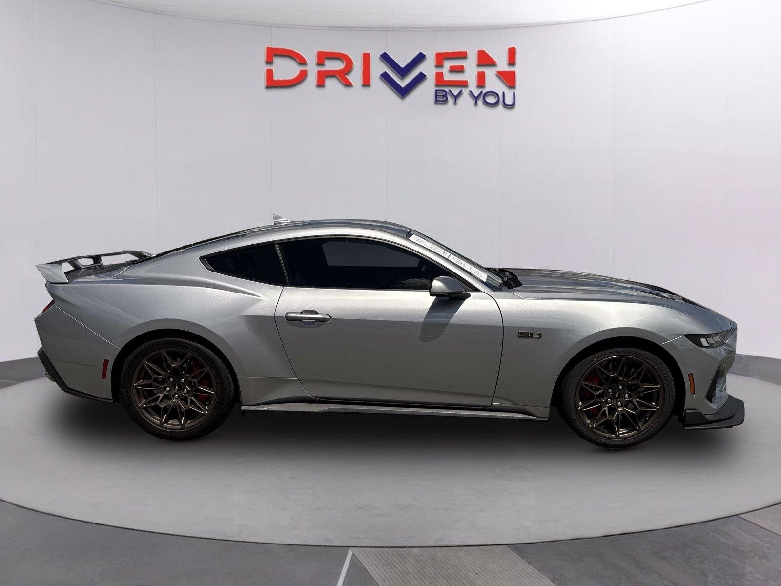 Used 2024 Ford Mustang GT Premium w/ GT Performance Package RWD image 3