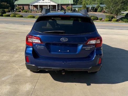 Used 2016 Subaru Outback 3.6R Limited AWD/4WD image 4