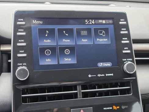 Used 2022 Toyota Avalon XLE FWD image 12