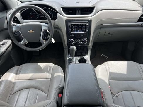 Used 2016 Chevrolet Traverse LTZ AWD/4WD image 12