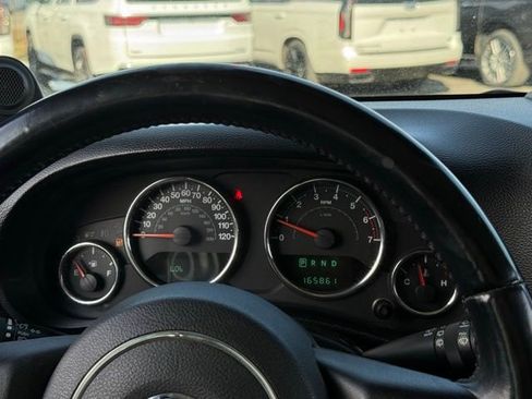 Used 2012 Jeep Wrangler Unlimited Sahara w/ Dual Top Group image 6