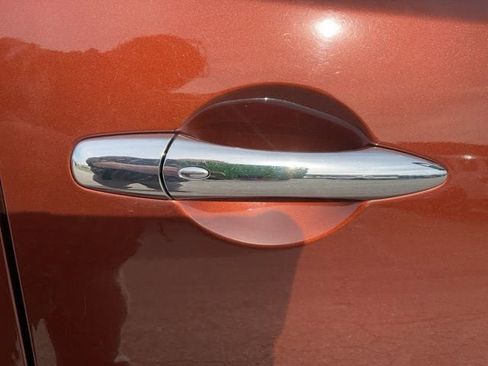 Used 2018 Nissan Armada SL image 18