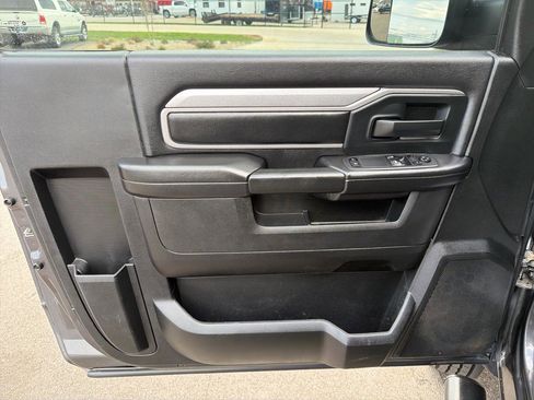 Used 2020 RAM 5500 Tradesman image 8