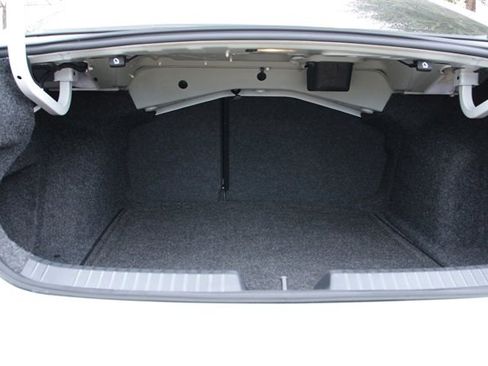 Used 2020 Volkswagen Jetta R-Line w/ R-Line Cold Weather Package image 40