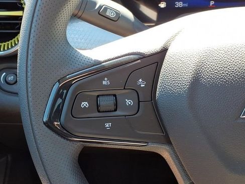 New 2026 Chevrolet Trax LT image 14