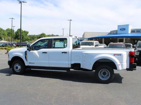 Used 2025 Ford F350 XL w/ 360-Degree Camera Package AWD/4WD image 14