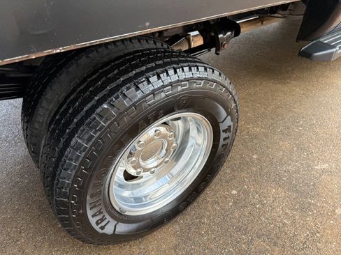 Used 2015 Ford F350 Lariat RWD image 35