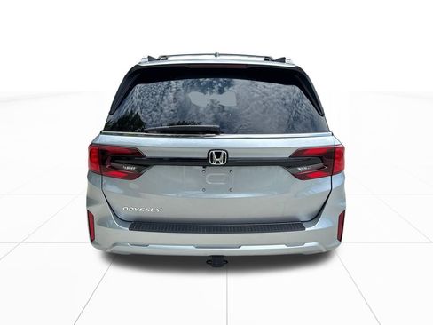 Certified 2026 Honda Odyssey EX-L image 7