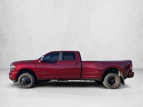 Used 2024 RAM 3500 Big Horn w/ Night Edition image 4