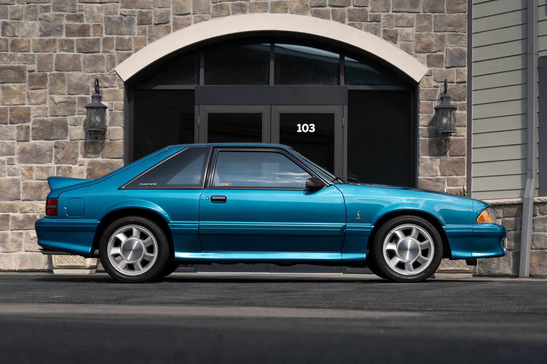 Used 1993 Ford Mustang Cobra RWD image 11