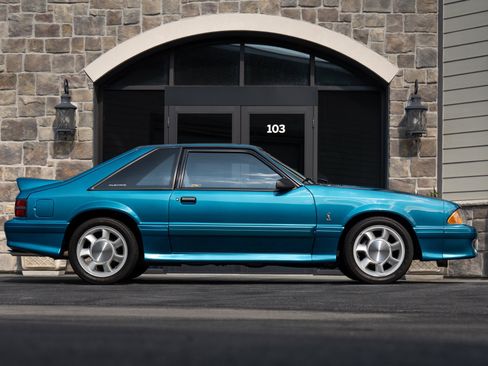 Used 1993 Ford Mustang Cobra RWD image 11