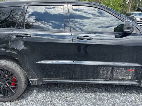 Used 2018 Jeep Grand Cherokee SRT AWD/4WD image 9
