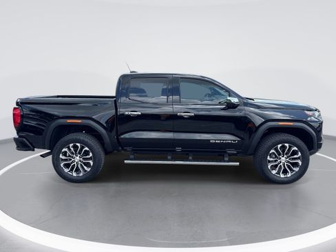 Used 2026 GMC Canyon Denali AWD/4WD image 9