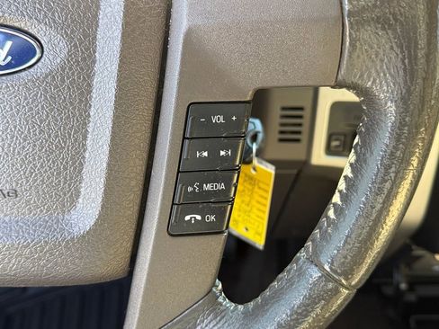 Used 2013 Ford F150 XLT w/ Luxury Equipment Group image 22