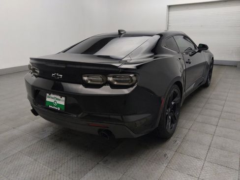 Used 2022 Chevrolet Camaro LT RWD image 9