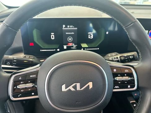 Certified 2024 Kia Sorento S AWD/4WD image 12