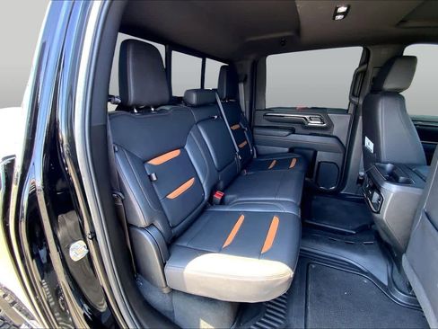 Used 2024 GMC Sierra 2500 AT4 w/ AT4 Premium Plus Package AWD/4WD image 20