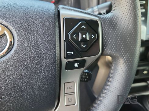 Used 2024 Toyota 4Runner SR5 image 28