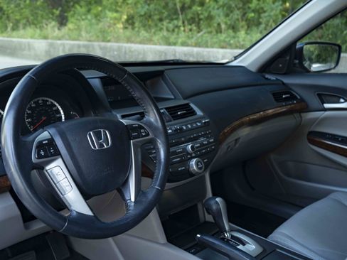 Used 2012 Honda Accord EX-L image 11