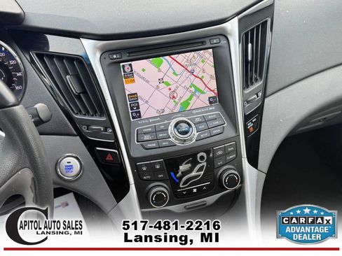 Used 2012 Hyundai Sonata Limited w/ Navigation Pkg image 22
