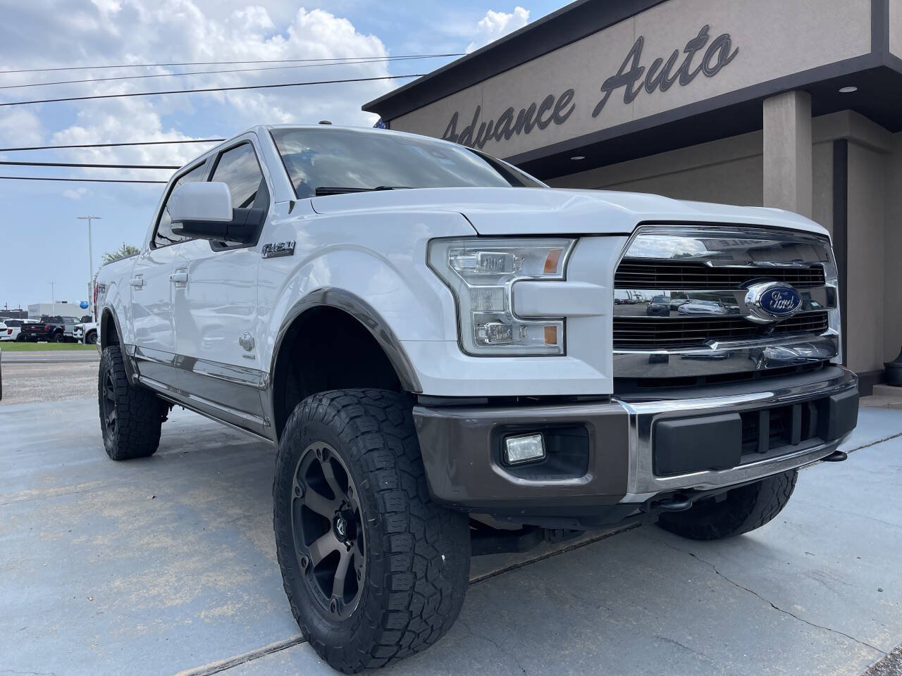 Used 2016 Ford F150 King Ranch w/ Equipment Group 601A Luxury AWD/4WD image 1