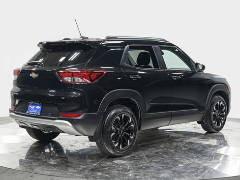 Used 2022 Chevrolet TrailBlazer LT w/ Convenience Package image 8