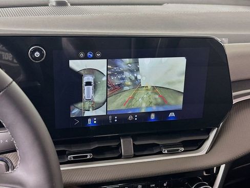 New 2026 Chevrolet Equinox LT w/ Convenience Package II image 14