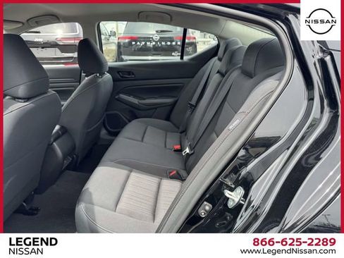 Certified 2024 Nissan Altima 2.5 SV FWD image 12