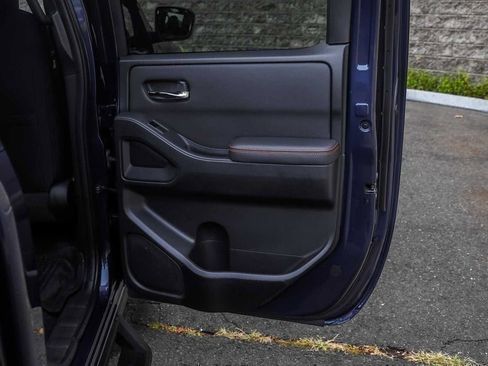 Used 2022 Nissan Frontier PRO-4X w/ Off-Road Protection Package image 15