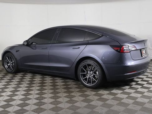 Used 2022 Tesla Model 3 Long Range AWD/4WD image 12