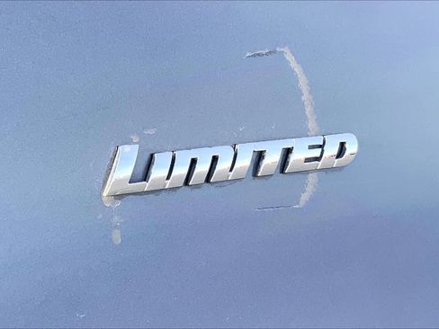 Used 2021 Toyota 4Runner Limited image 10