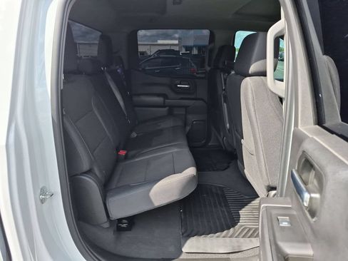 Certified 2025 Chevrolet Silverado 1500 Custom w/ LPO, Dark Essentials Package RWD image 25